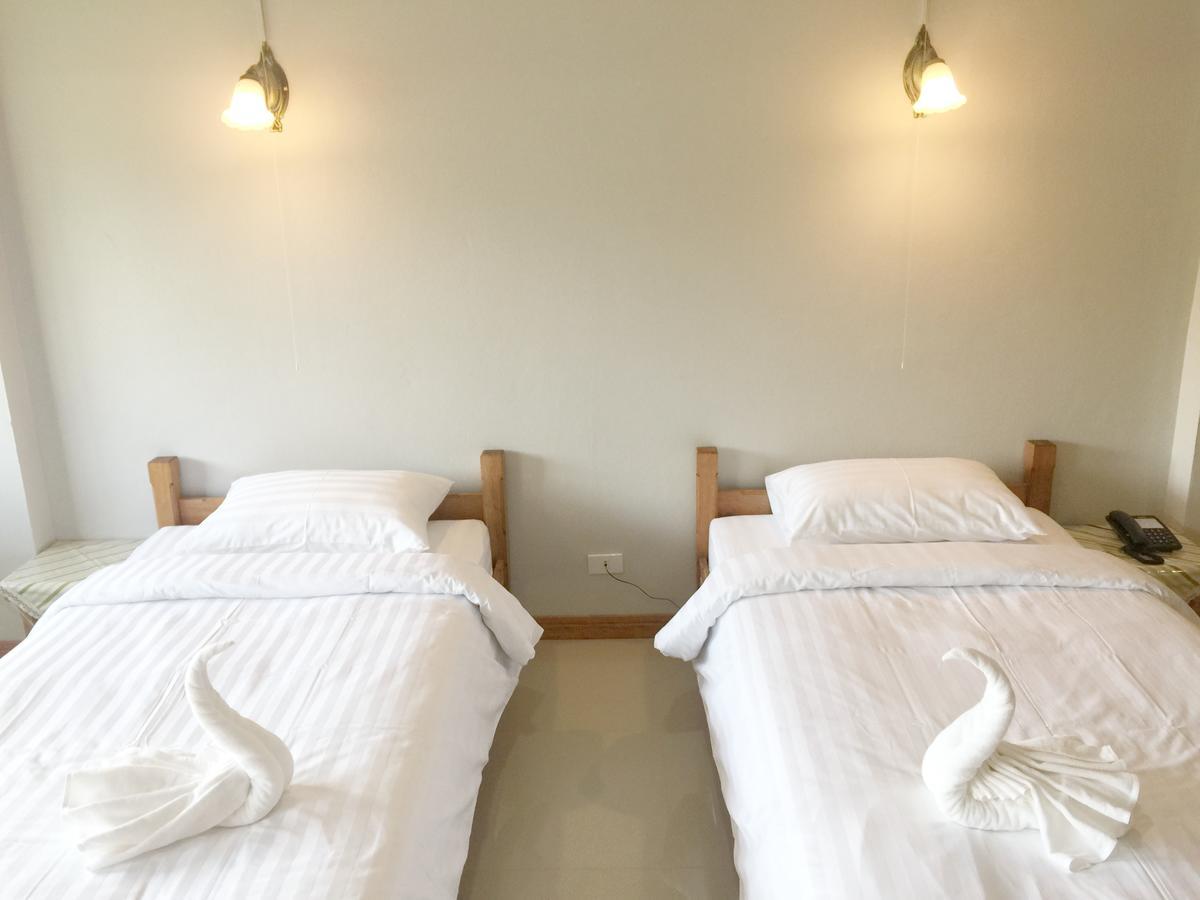 Baan Bangrak Residence Транг Екстериор снимка