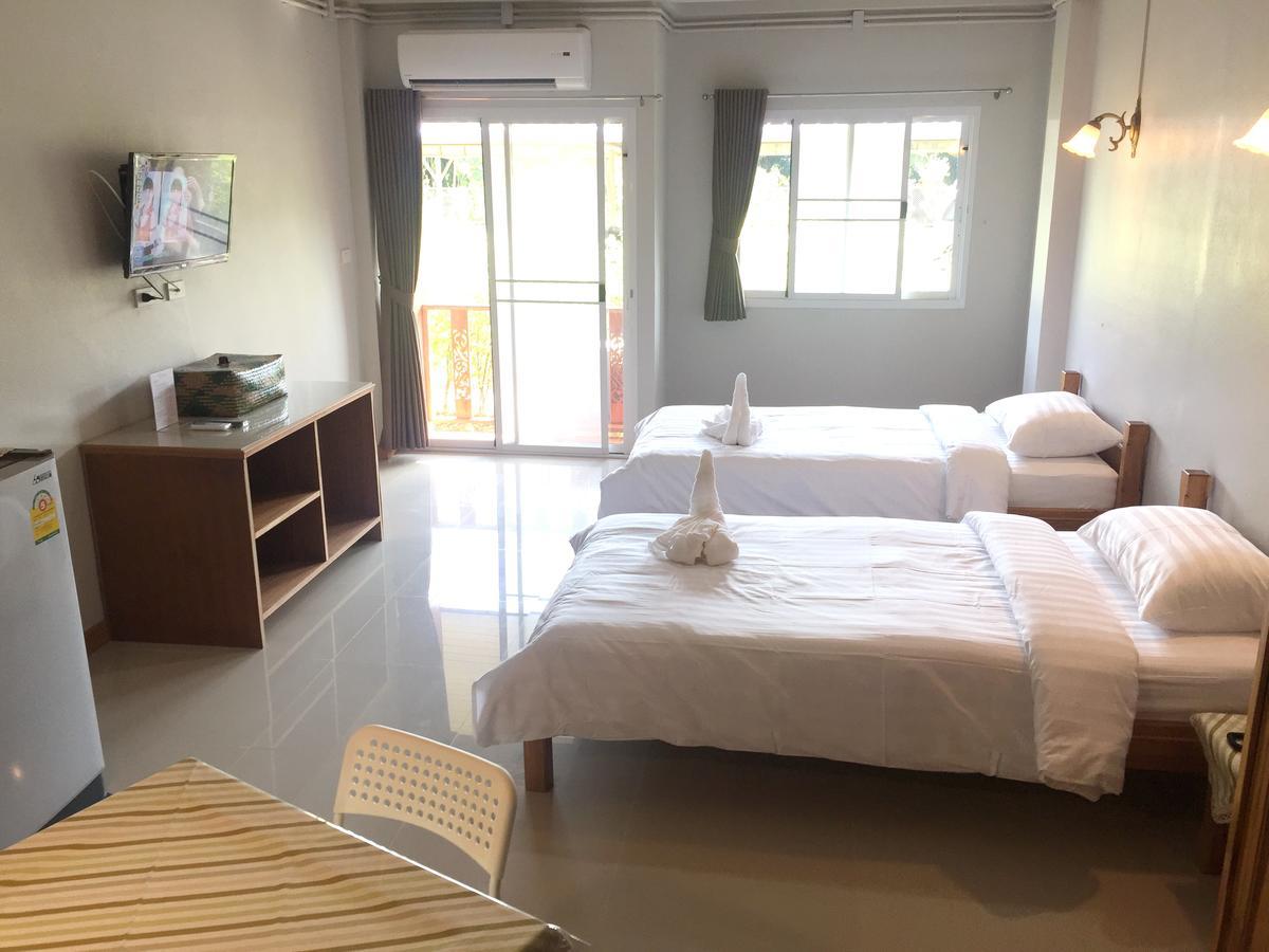 Baan Bangrak Residence Транг Екстериор снимка